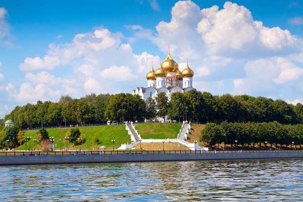 ЗОЛОТЫЕ КУПОЛА